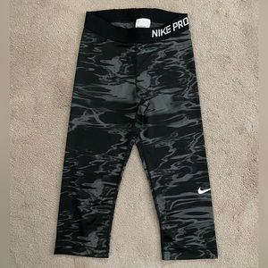 Nike Pro Black and Gray Marble Capri Leggings